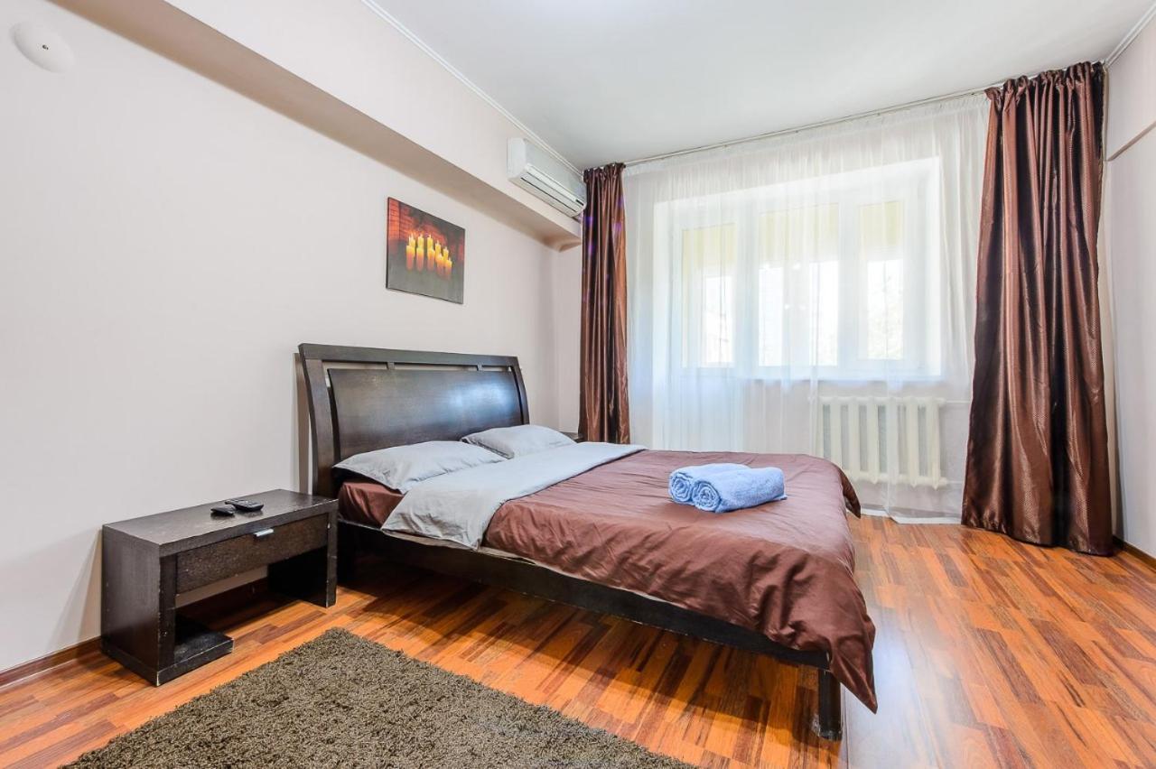 Apartments On Tole By 12 App 51 Almaty Exterior foto