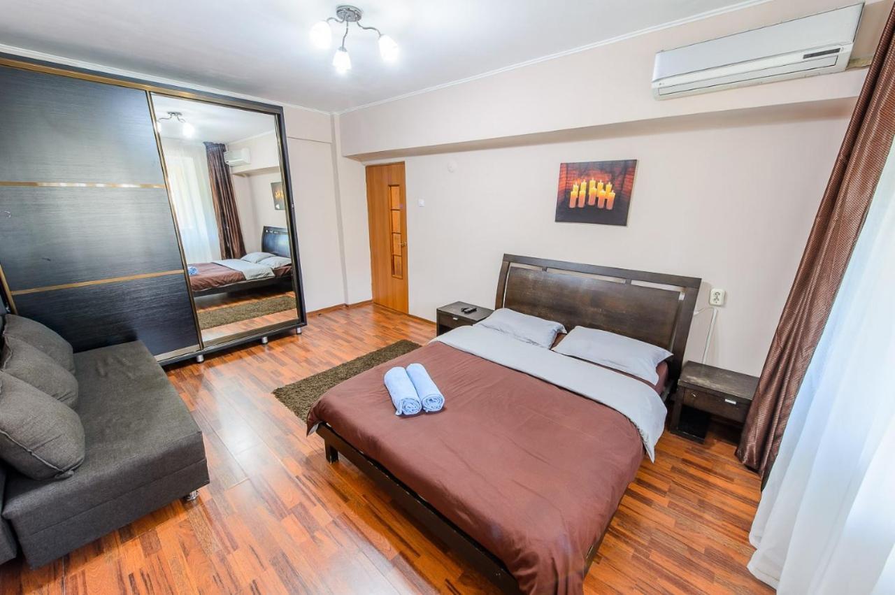 Apartments On Tole By 12 App 51 Almaty Exterior foto